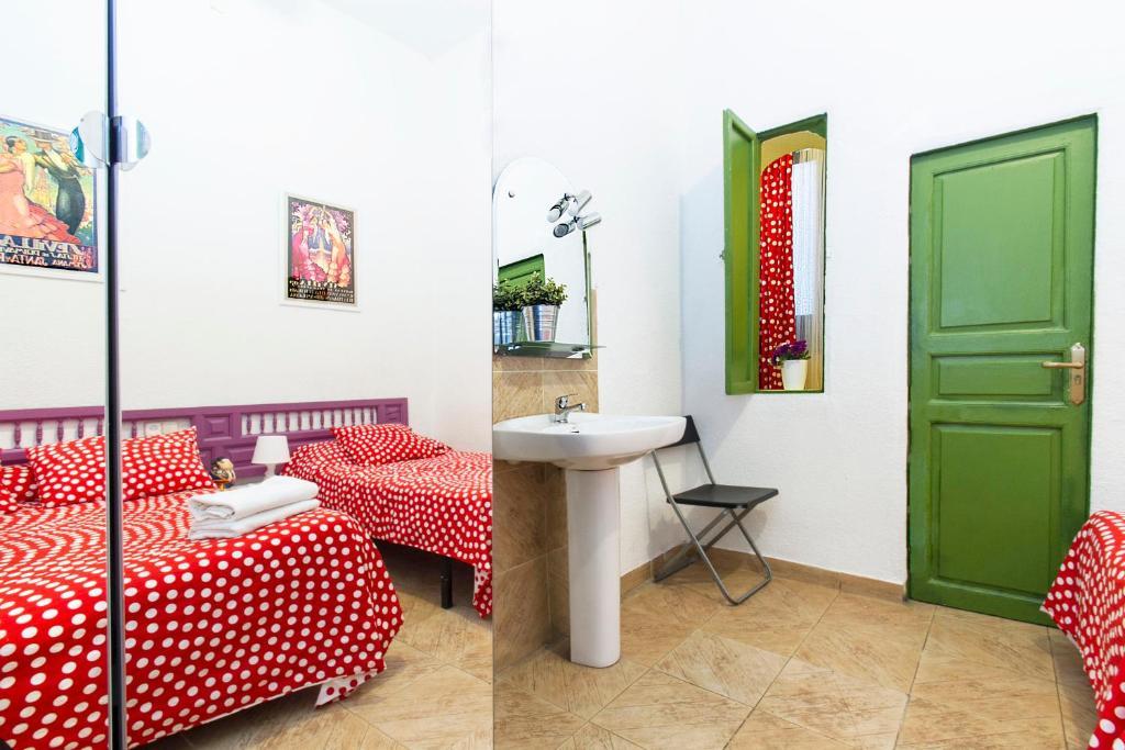 Hostal Bahia Madrid Room photo