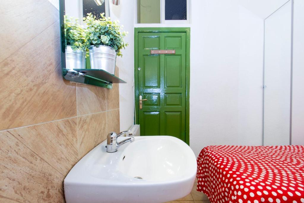 Hostal Bahia Madrid Room photo