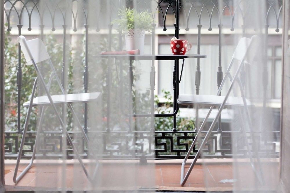 Hostal Bahia Madrid Exterior photo